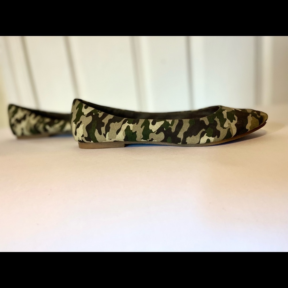 BC Footwear Camouflage Ballet Flats